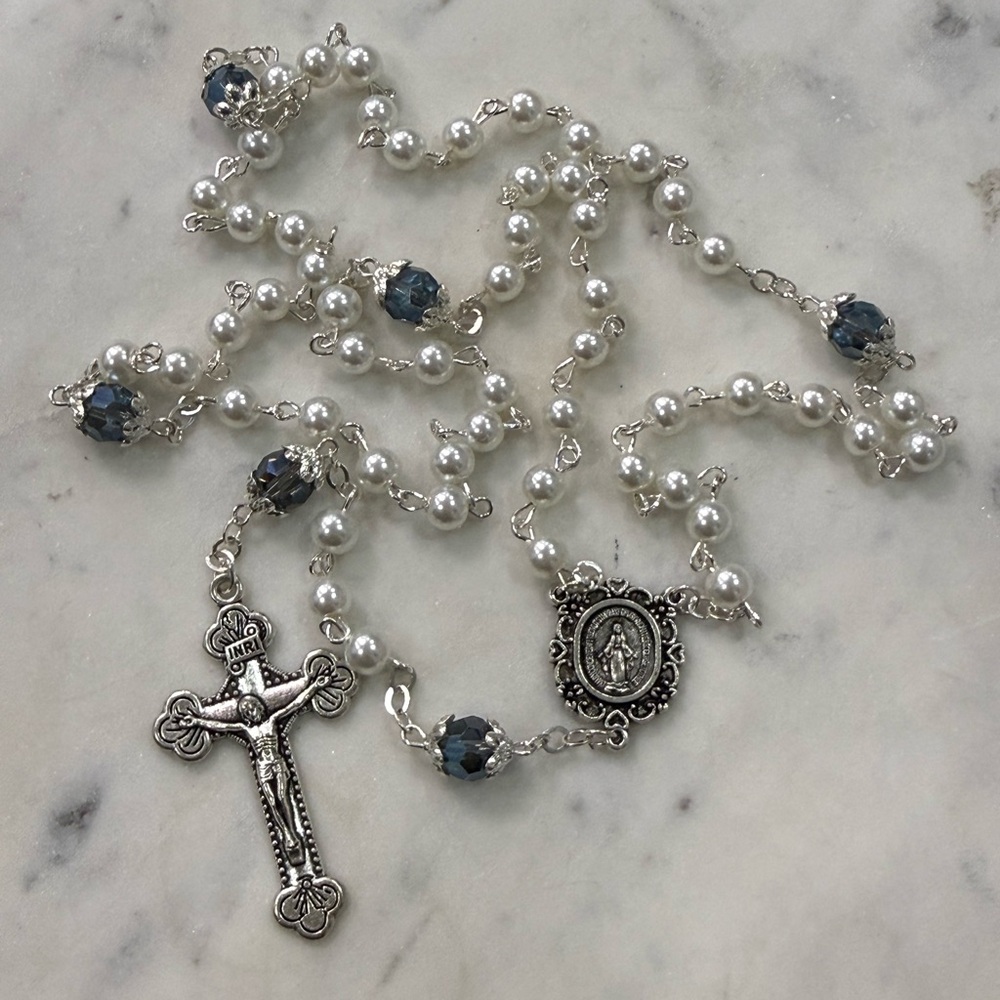 Elegant Silver and White Rosary Necklace